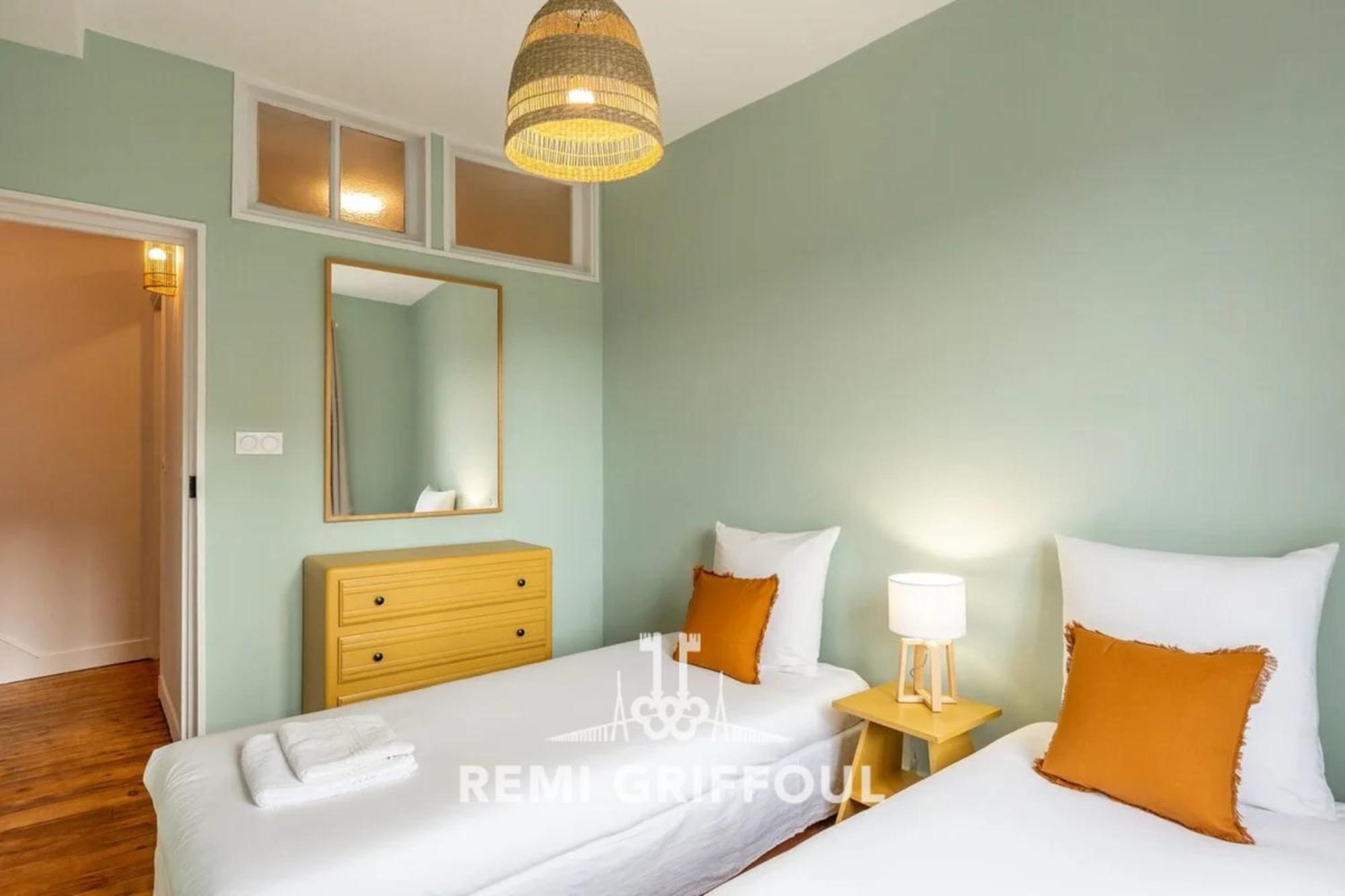 La Maison D'A Cote Charming & Family-Friendly 6 Guests 옹플뢰르 외부 사진