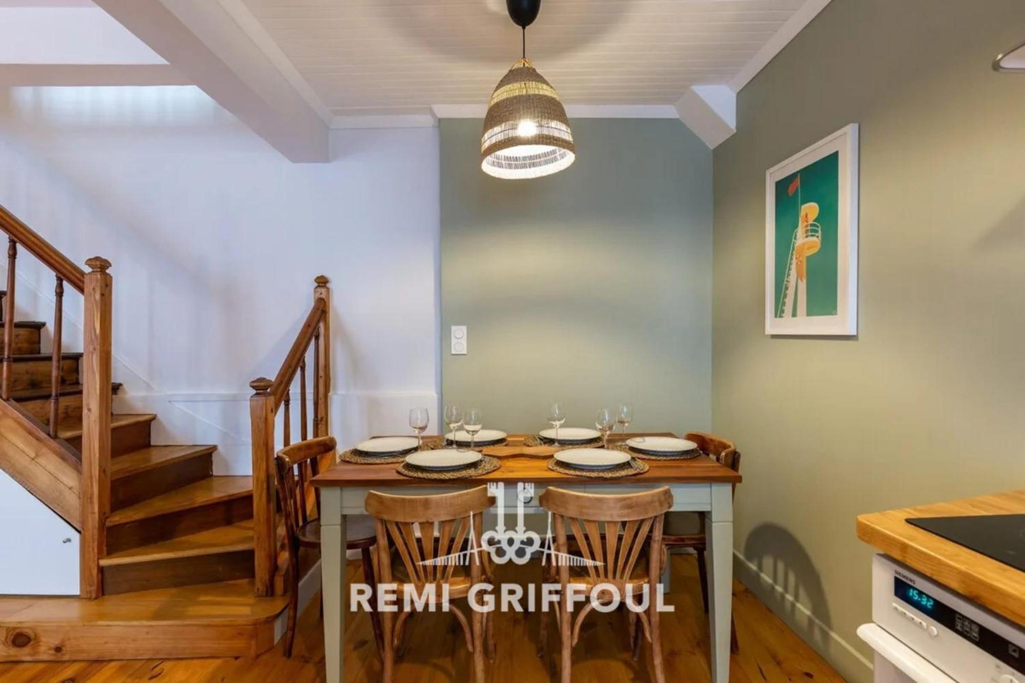La Maison D'A Cote Charming & Family-Friendly 6 Guests 옹플뢰르 외부 사진